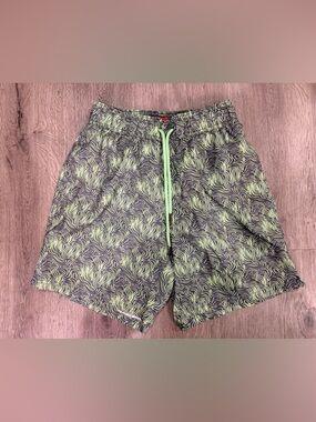 Men's Neon Green Abstract Print Athletic Shorts